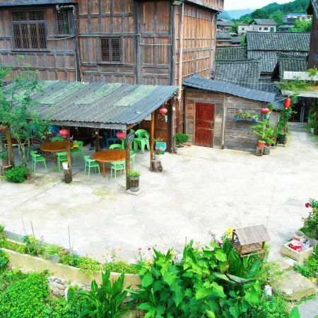 Kaili Xiasi Ancient Town People's Commune Inn