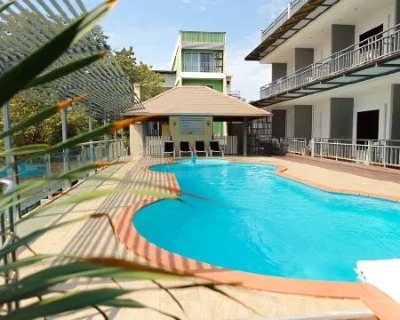 ชะอำ มาย เฮ้าส์ โรงแรมในชะอำ