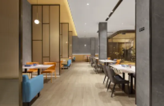 Fengyue Light Fashion Hotel (Guangzhou Baiyun Airport Renhe Metro Station Branch)