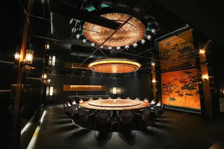 Junkun Hotel(Chengdu Chunxi Road Taikoo Li Store)