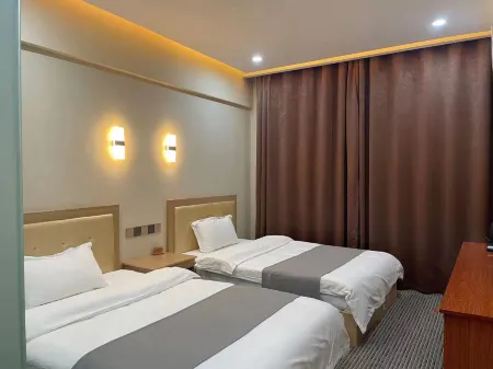 Yongcheng Left Bank Bathing Hotel Отели рядом с достопримечательностью «Mount Mangdang Tourist Area»