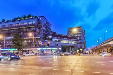 Lavande Hotel (Chengdu Shuhan Road Yipintianxia Subway Station)