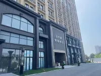 Rome Apartment (Lehuacheng Shop) Hotels near Yongledian Railway Station