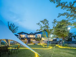 Floral Hotel·Baohua Temple Taoli spring breeze hotel