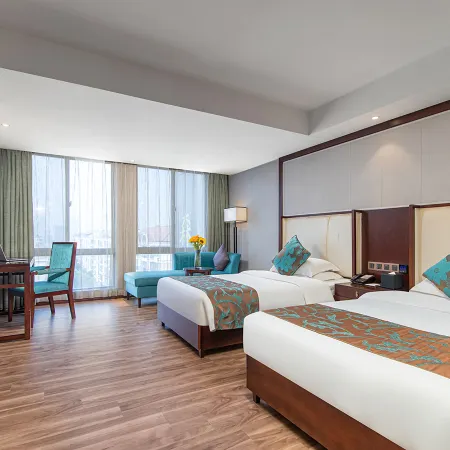 Pruis Restaurant & Hotel