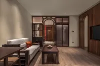 Yulin Dajing Hotel Hotels near Lingxiao Tower of Yulin