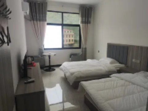 Hanshu Yiju Homestay Hotels near Hanzhong Mount Longtoushan International Tourism Resort