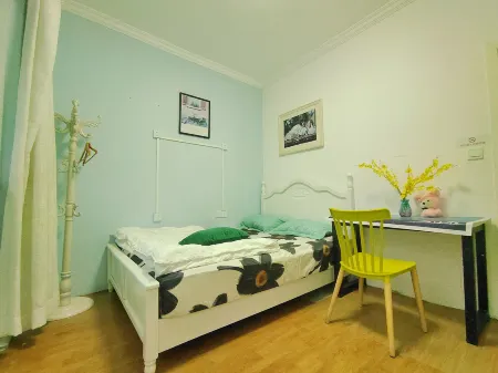 Chongqing Xinghe Rumeng Youth Hostel (Jiefangbei Hongyadong Branch)