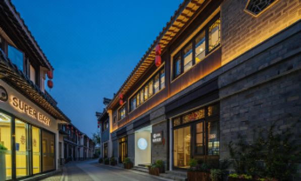 Floral Hotel·the old gate East of Nanjing Confucius Temple hotel (Qinhuai River Scenic Area Store)