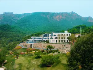 Zhongzhou Yueyin Fuxishan Huimeng Mountain Residence