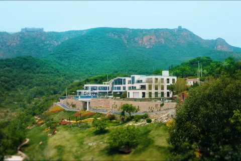 Zhongzhou Yueyin Fuxishan Huimeng Mountain Residence