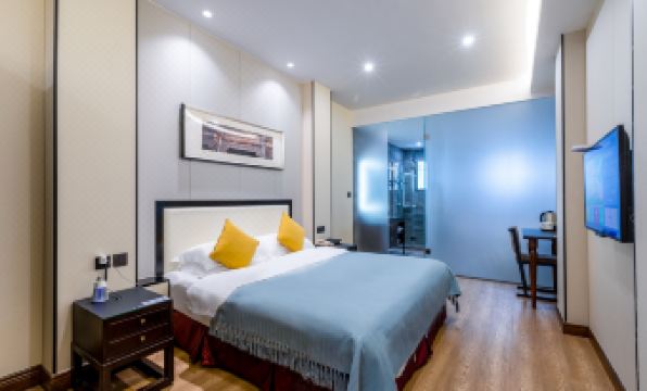Zheyue Hotel (Shaoxing Lu Xun Hometown Cangqiao Straight Street)