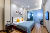 Zheyue Hotel (Shaoxing Lu Xun Hometown Cangqiao Straight Street)
