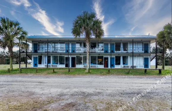 貝爾斯碼頭度假村酒店