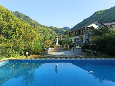 Hangzhou Nongfu Lu Homestay Отели в г. Каньон Zhexi