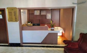 Zhenxiong Xiangyan Hotel (Luokanzhen Branch)