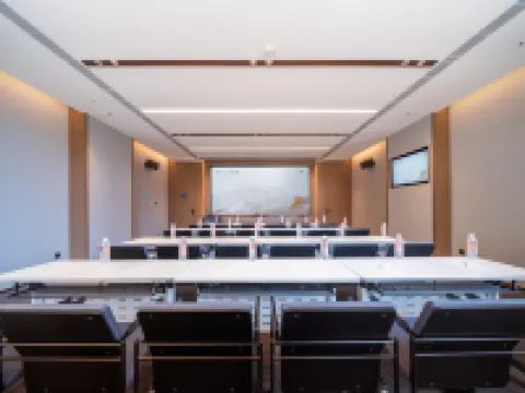 โรงแรมเอทัวร์ ถนนผู่อัน พิพิธภัณฑ์ยุนเฉิง