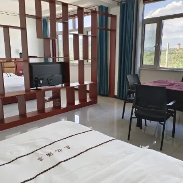 Xibaipo Dongyi Hotel