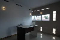 OYO 93457 White House Syariahnearoyo 93457 White House Syariah Hotel di Simpang Empat