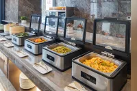 H·CRYSTAL Hotel - breakfast