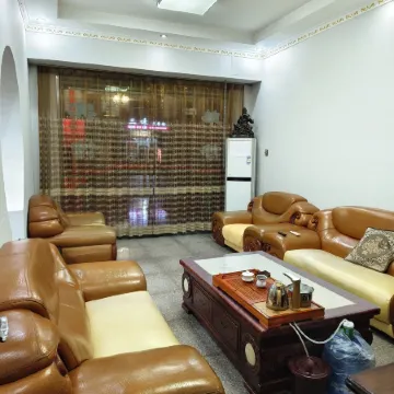 Dizi Business Hotel