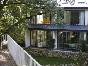 YuqiuVilla
