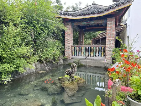 Baoxing Hongshan Ding Hotel Отели в г. Баосин