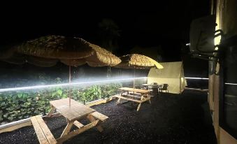 Xilaiden guanshan Modern Courtyard Light Luxury Accommodation (Wangxian Valley Scenic Area Store)