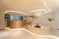 OIAINOL Light Luxury Smart Selection Hotel (Liupanshui High speed Railway Station Branch)