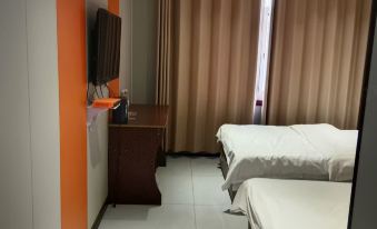 Yanggu Jiangnan Yiju Business Hotel