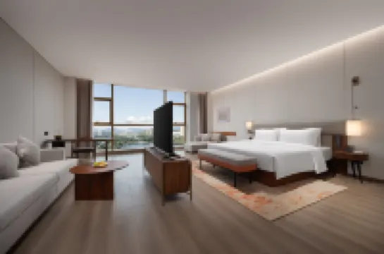 Anqing Yixiu Maison New Century Grand Hotel (Anqing Normal University Longshan Campus)