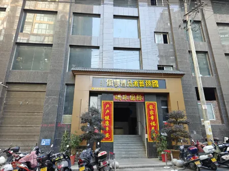 Baihe Small Town Story Hotel Отели рядом с достопримечательностью «Baihe County Qiaoergou Scenic Area»