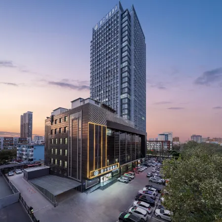Moshang Qingya Hotel (Handan Road New Century Center)