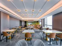 鉑豪飯店（杭州桐廬東站江南鎮店）