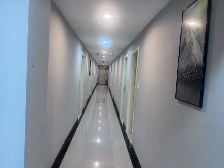 Milan Hotel Отели рядом со станцией KaipingSouth Railway Station