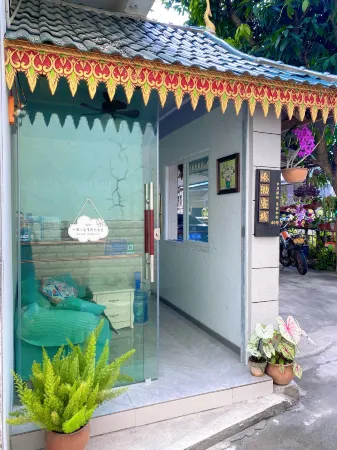 Jinghong Daile Chinese Inn Отели рядом с достопримечательностью «Menghanman Tingfota Temple»