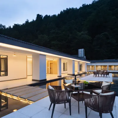 Boyan Resort Hotel Hotels near Rainbow Pillars, Zhangjiajie Forest Park
