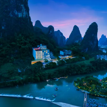 Antiliya Hotel (Yangshuo Yulong River Shili Gallery Branch)