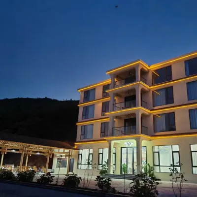 Banshan Yunzhu Homestay 충칭선뉴산 공항 주변 호텔