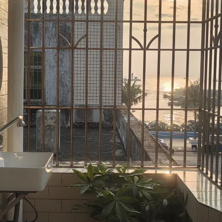 Naozhou Peninsula capital homestay