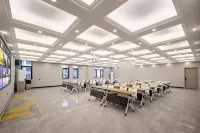 8 Hotel (Shenyang Heavy Industry South Street Branch)