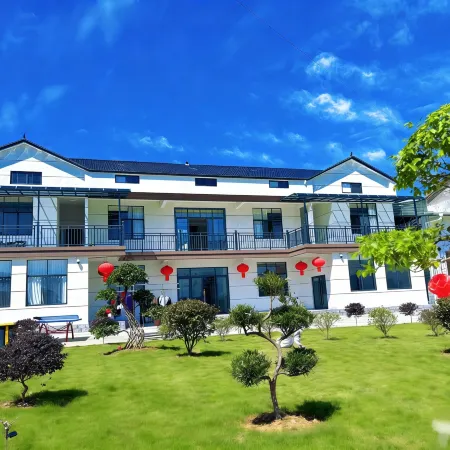 Cuiling Renjia · Log & Starry Sky Landscape | Family-friendly Resort