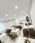 Dalian Ambra Hotel (Renmin Road Donggang Commercial Area Venice Water City)