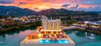 Lounge · Wave Gathering Retreat (Wanning Shenzhou Peninsula Round Island Tourist Highway Branch) - Mountain view