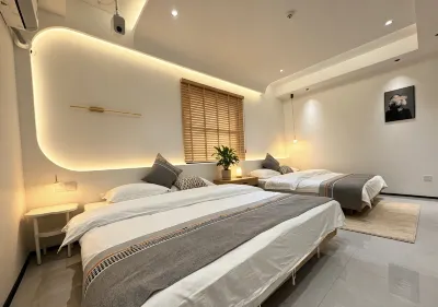 Mila Chateau (Kunming Xishan Scenic Area) Hotel dekat Kuil Huating