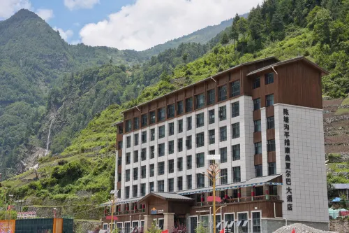 陳塘溝平措康桑夏爾巴大酒店