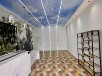 Yunqian Lakeside Holiday Hotel (Guanglong Town, Fuxian Lake Branch) - Beach