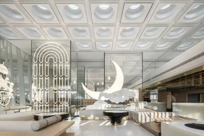 Cloud Moon Hotel