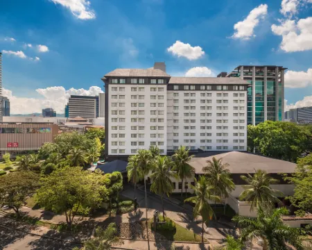 Seda Ayala Center Cebu City Hotels in Cebu