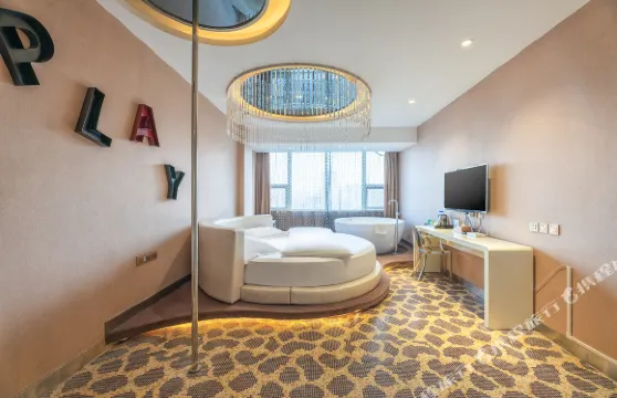 錦紅酒店（咸陽人民西路科技大學店）